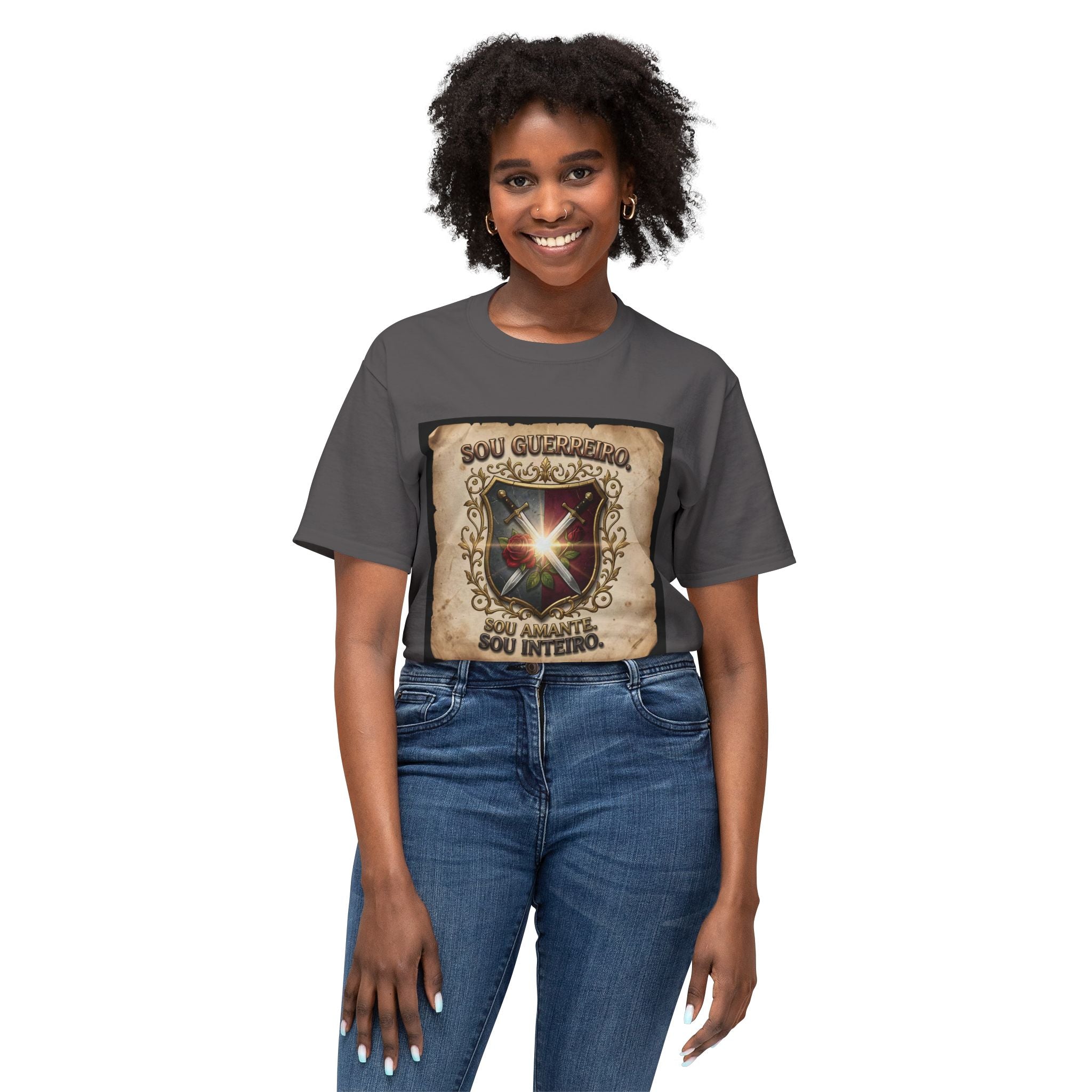 T-Shirt — 'Sou Guerreiro, Sou Amante, Sou Inteiro' Vintage Shield Graphic