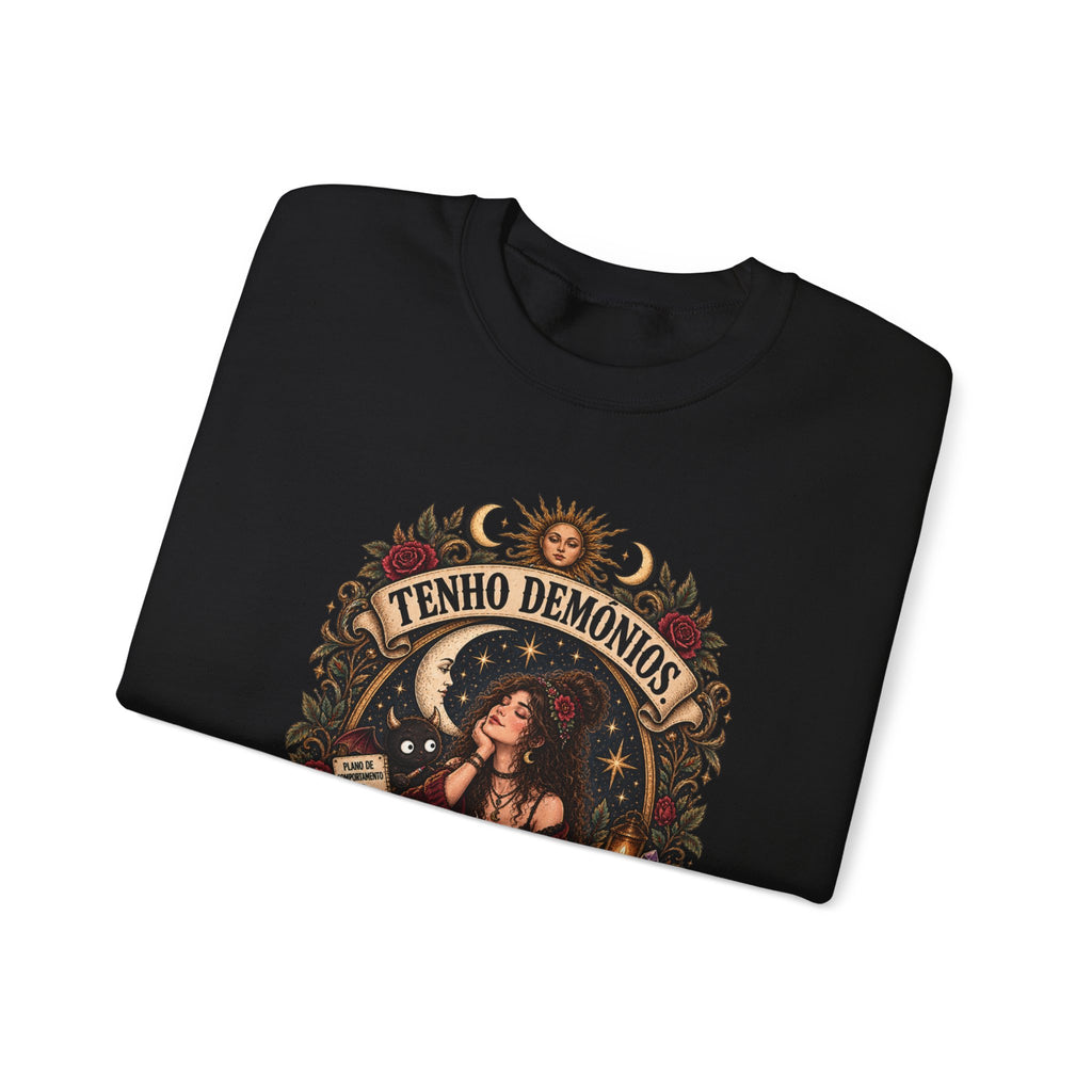Crewneck Sweatshirt — 'Tenho Demônios Mas Estão Em Terapia' Witchy Occult Graphic
