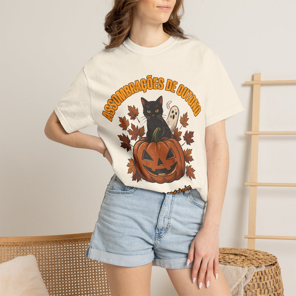 Halloween Pumpkin Cat T-Shirt — "Assombrações de Outono" Autumn Vibes