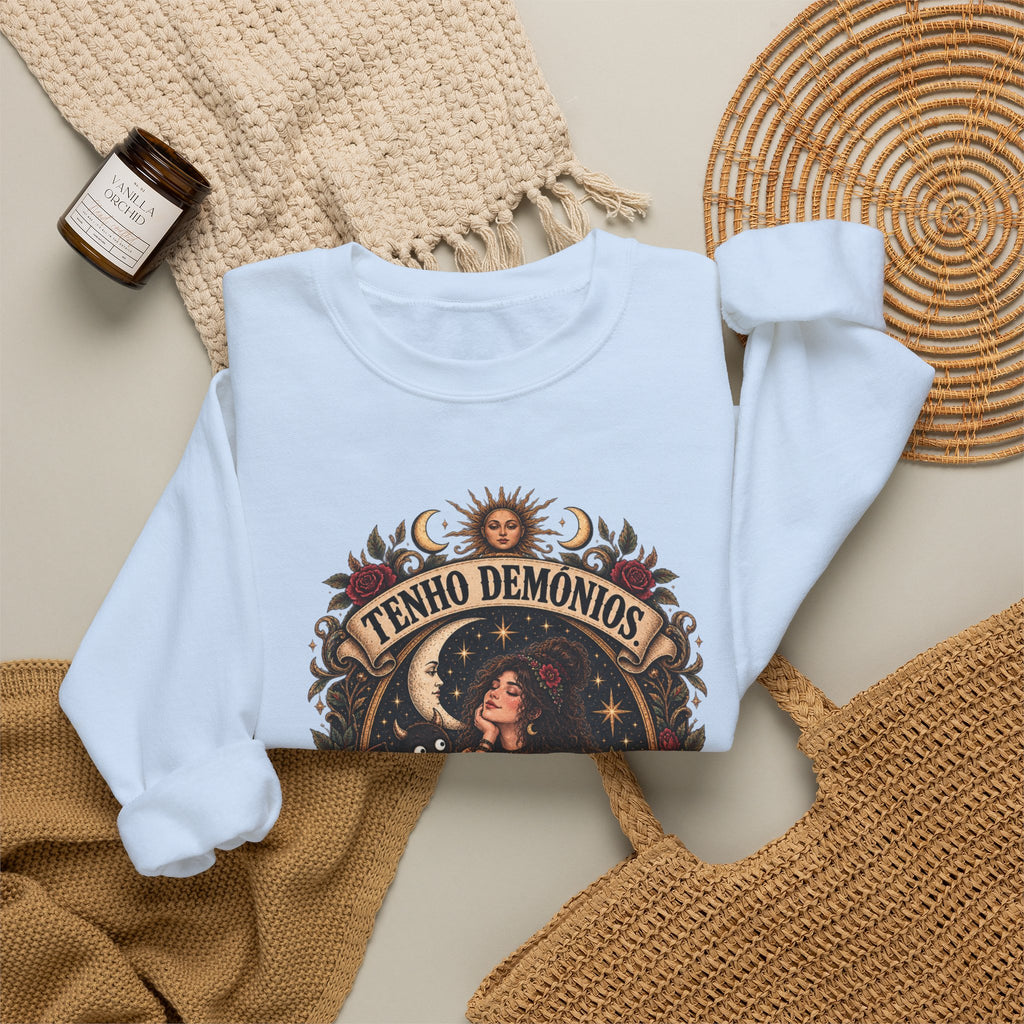 Crewneck Sweatshirt — 'Tenho Demônios Mas Estão Em Terapia' Witchy Occult Graphic